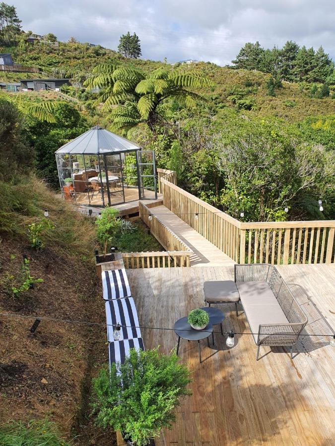 Tiny House With Greenhouse Dining Lower Hutt Exterior foto